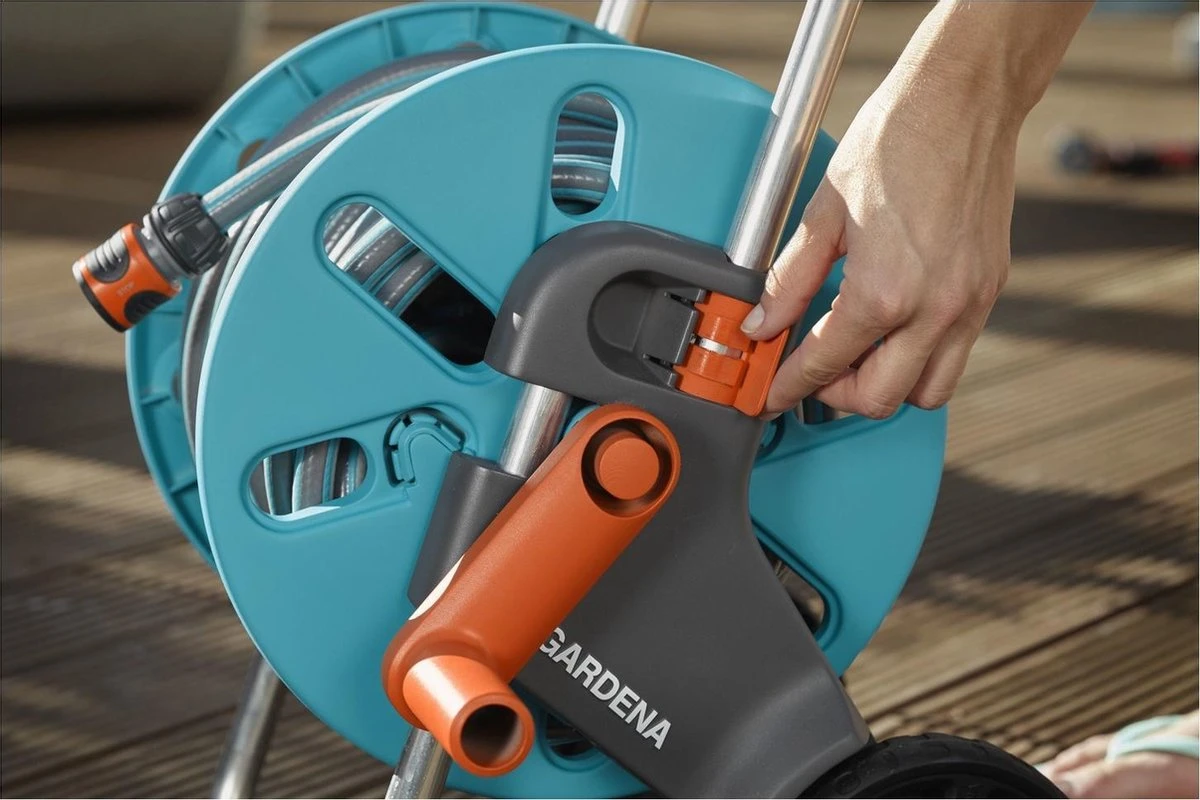 GARDENA - AquaRoll CleverRoll S Set Slangenwagen - Incl. 20 M Slang - Maximaal 40 M Opbergcapaciteit - Afbeelding 9