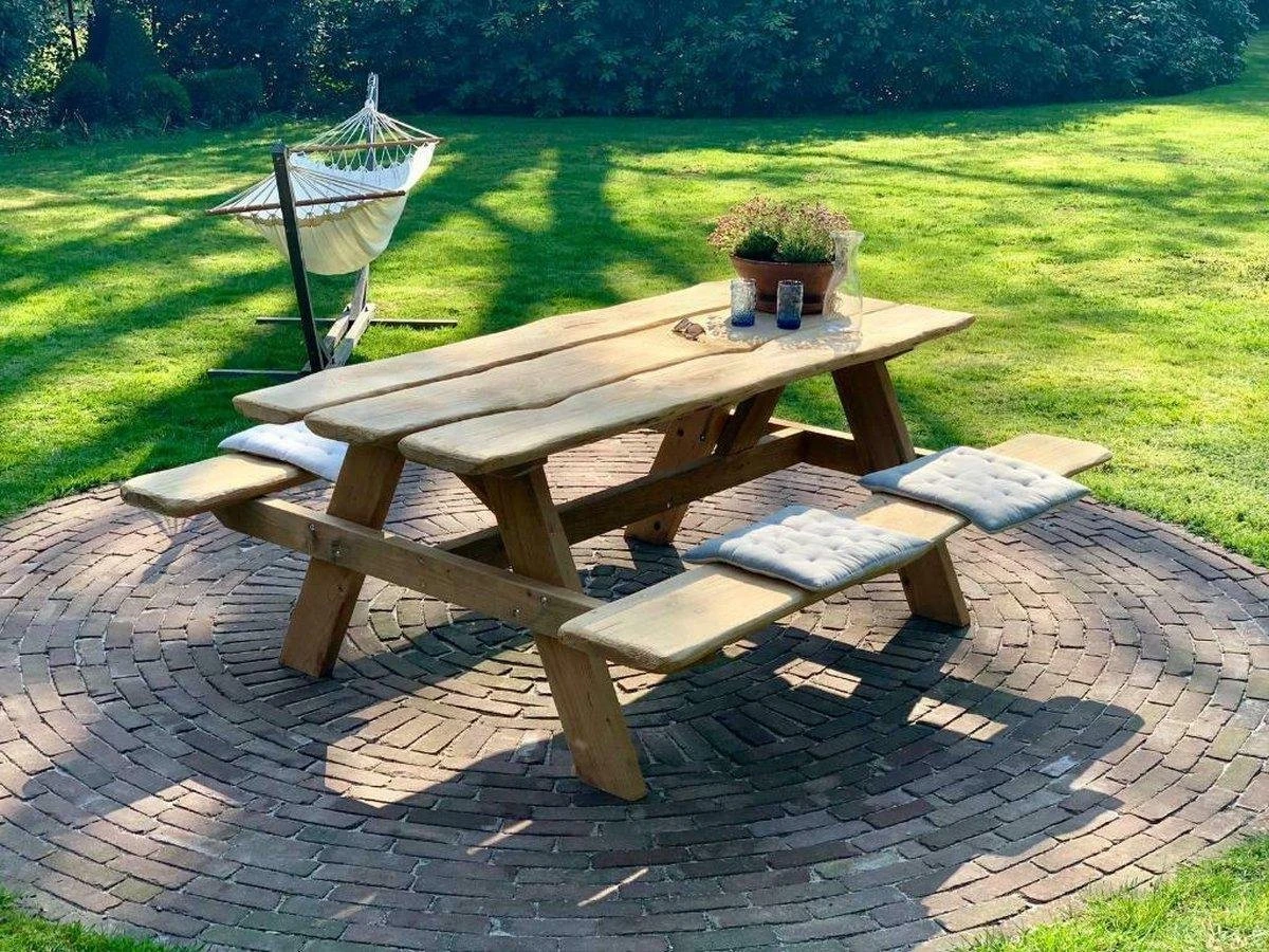 Robuuste Picknicktafel Van Douglashout. Duurzaam En Modern. Lengte 2,40 Meter - Afbeelding 2